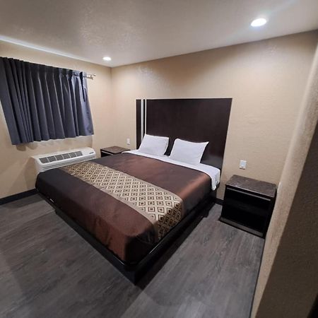 American Inn I10 Rialto And Colton Екстериор снимка